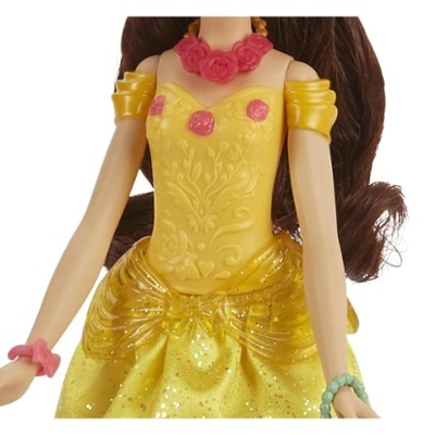 Hasbro Disney Princess Style Surprise Belle - Bambola con 10 Accessori Segreti e Sorprese Nascoste per Bambini dai 3 Anni