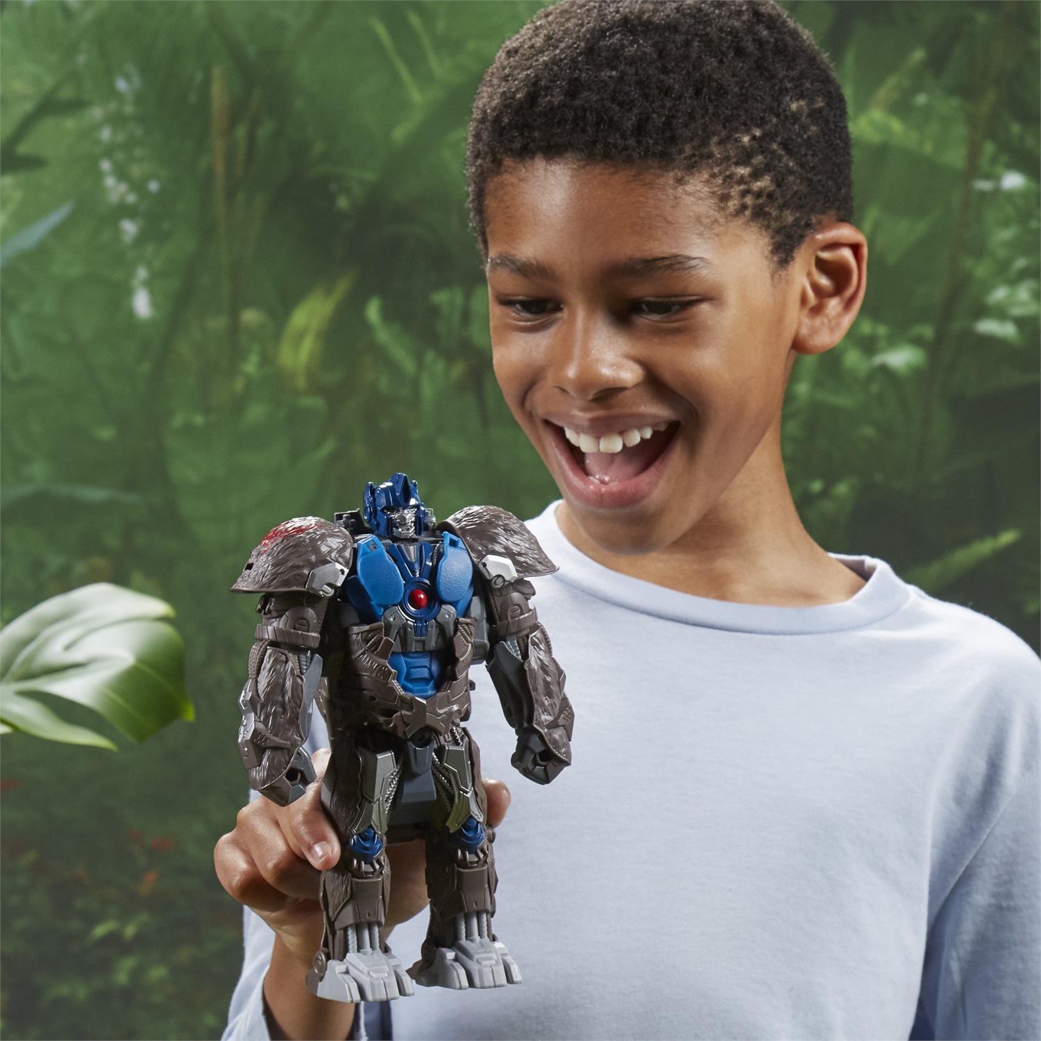 Hasbro Transformers: Il Risveglio - Action Figure Convertibile Smash Changer di Optimus Primal da 22,5 cm per Bambini dai 6 Anni in Su
