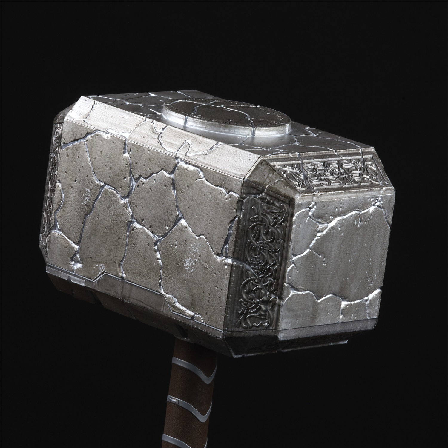 Hasbro Marvel Legends Mjolnir 1:1 - Martello Elettronico per Roleplay con Luci e Suoni - Ispirato a Thor: Love and Thunder