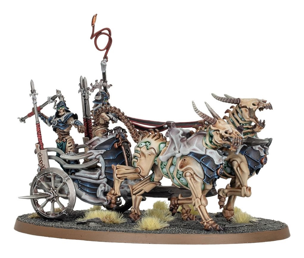 Games Workshop - Ossiarch Bonereapers: Liege-Kavalos con War Chariot - Miniatura per Age of Sigmar