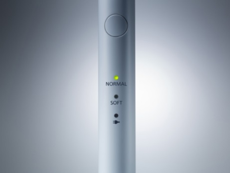 Panasonic EW-DM81-W503 Spazzolino Elettrico Sonico Bianco con 2 Testine Incluse, Timer e Design Ergonomico - 31000 Movimenti al Minuto