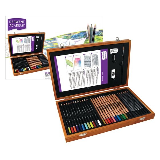 Derwent Academy Set Regalo in Legno da 35 Pezzi - Matite Colorate, Acquerelli e Accessori per Disegno