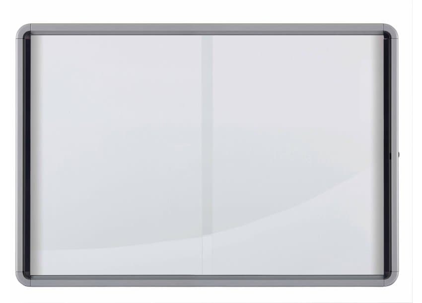 Nobo Bacheca Magnetica ad Ante Scorrevoli con Serratura, 12 x A4, Cornice in Alluminio e Vetro di Sicurezza, Fondo Magnetico, Bianco, 1902570