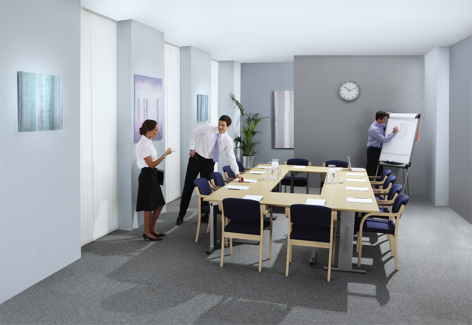 Nobo Lavagna Portablocco Classic Mobile con Ruote - 100 x 70 cm, Superficie Magnetica, Bracci Estensibili, Bianco