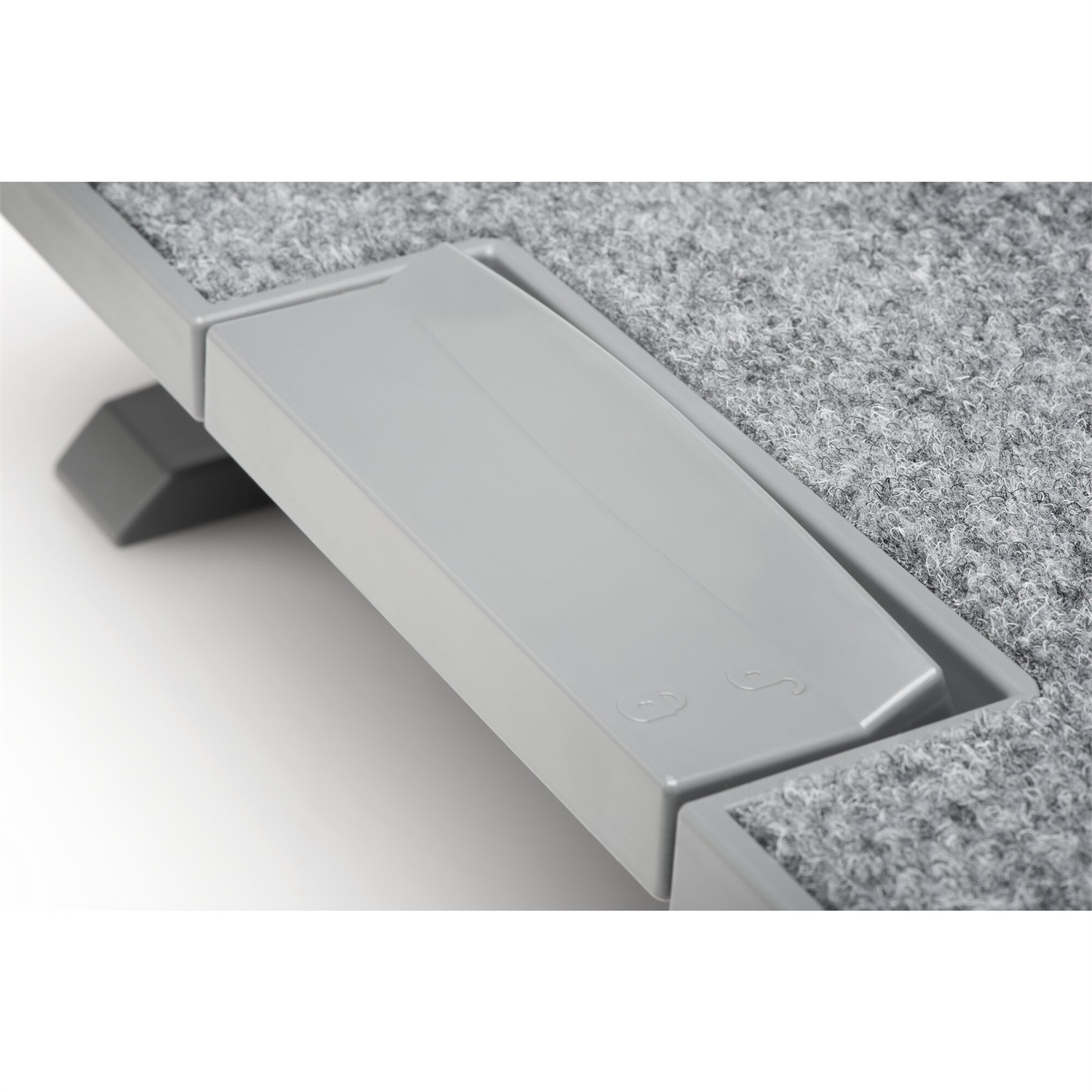 Kensington Poggiapiedi Ergonomico SmartFit® SoleMate™ Pro Elite - Grigio, Altezza e Inclinazione Regolabili, Superficie Antiscivolo