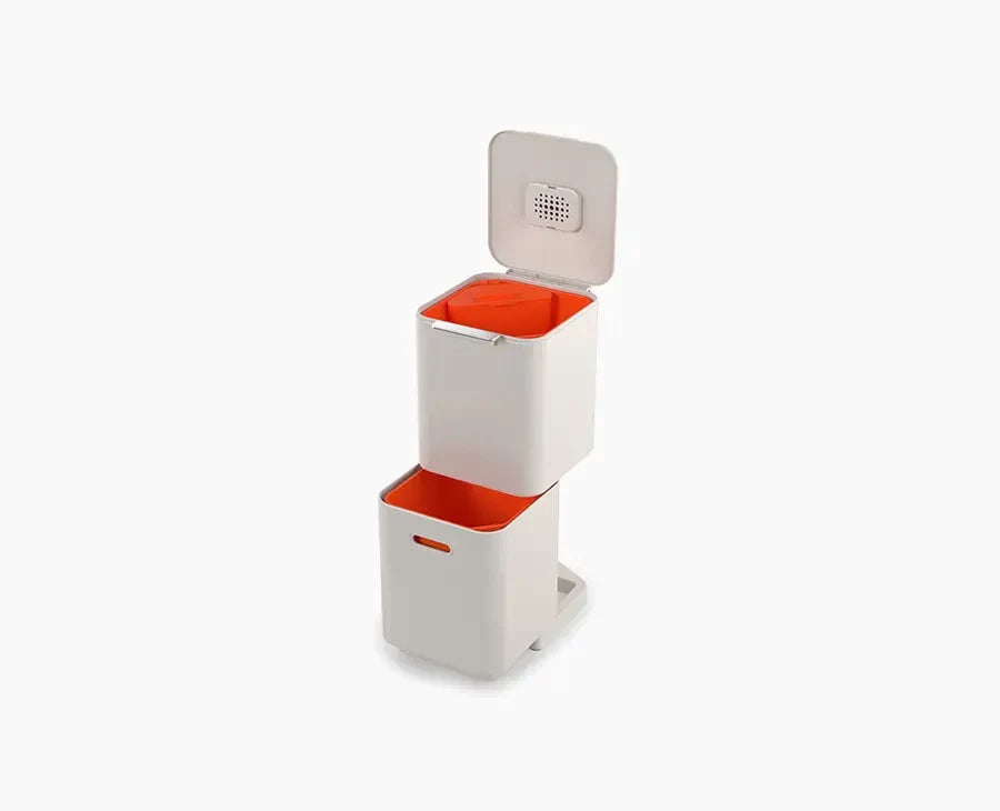 Joseph Joseph Totem Compact Pattumiera 40 Litri con 2 Scomparti per Raccolta Differenziata, Design Verticale, Filtro Anti-Odore, Colore Pietra