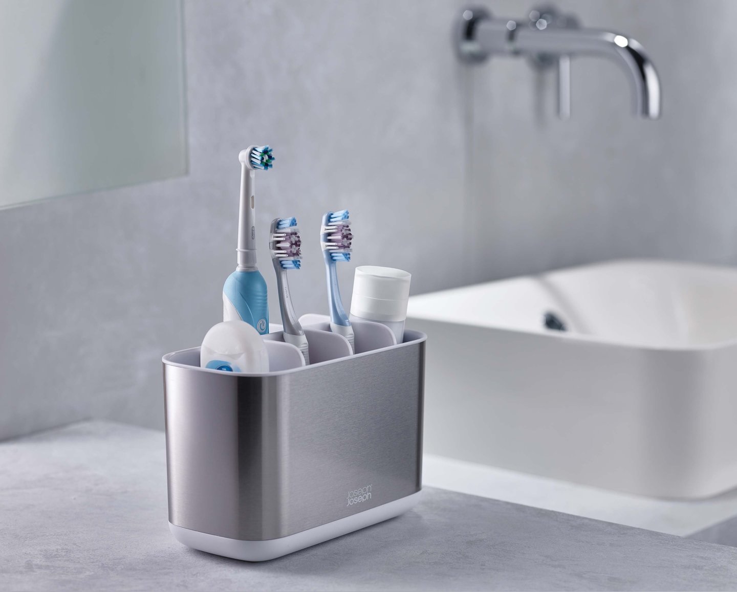 Joseph Joseph EasyStore - Porta Spazzolino in Acciaio Inox, 6 Scomparti, Compatibile con Spazzolini Elettrici e Tradizionali, Contenitore da Bagno Smontabile