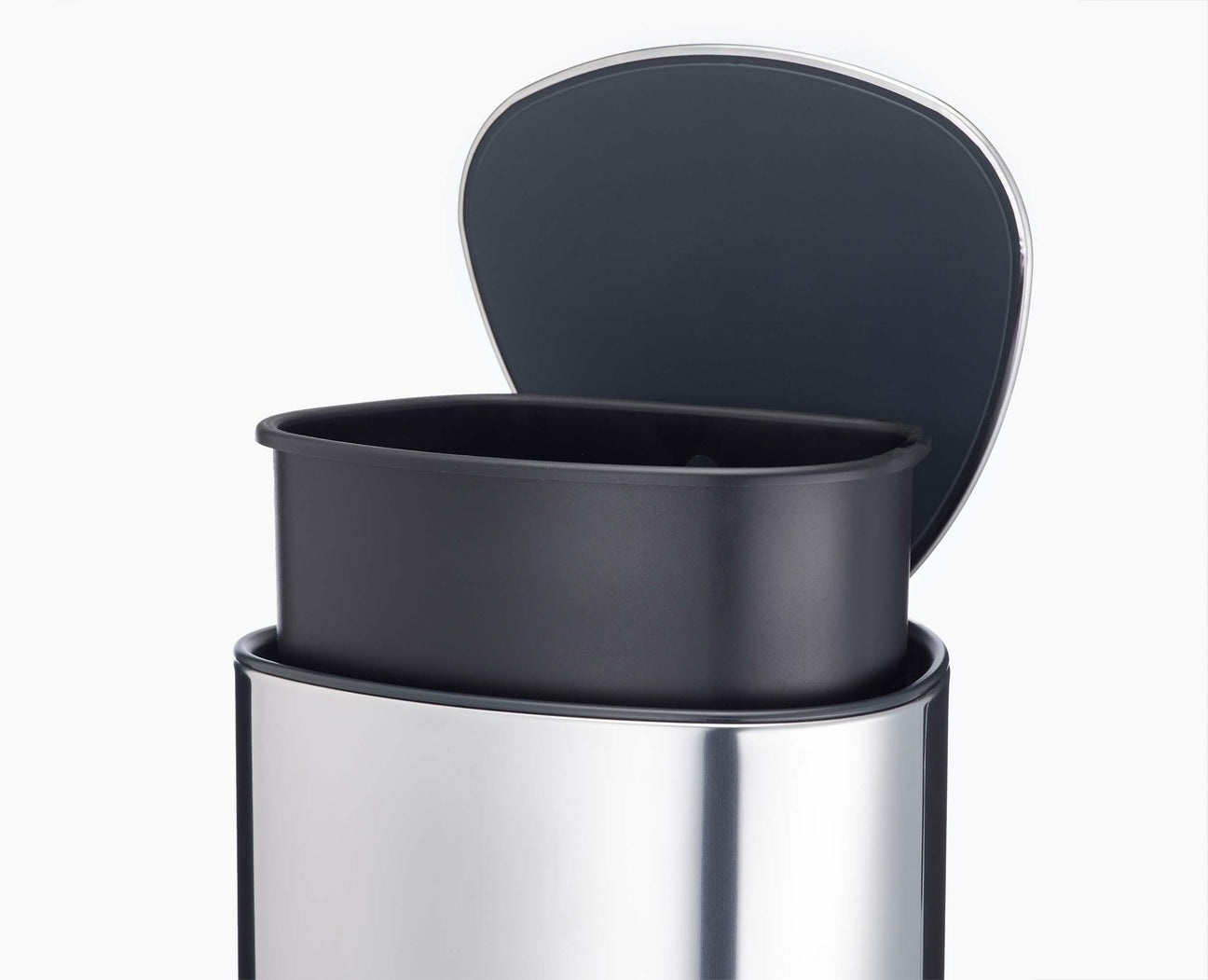 Joseph Joseph EasyStore Luxe Pattumiera a Pedale 5L in Acciaio Inox con Coperchio Silenzioso e Secchio Rimovibile