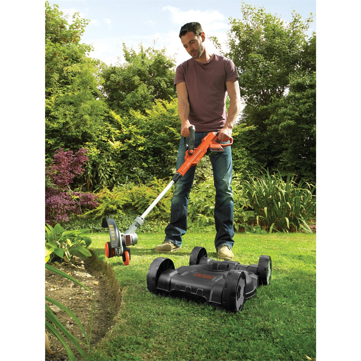 BLACK DECKER STC1820CM-QW - Tagliabordi 3-in-1 18V Litio 2.0Ah con Funzione Rasaerba