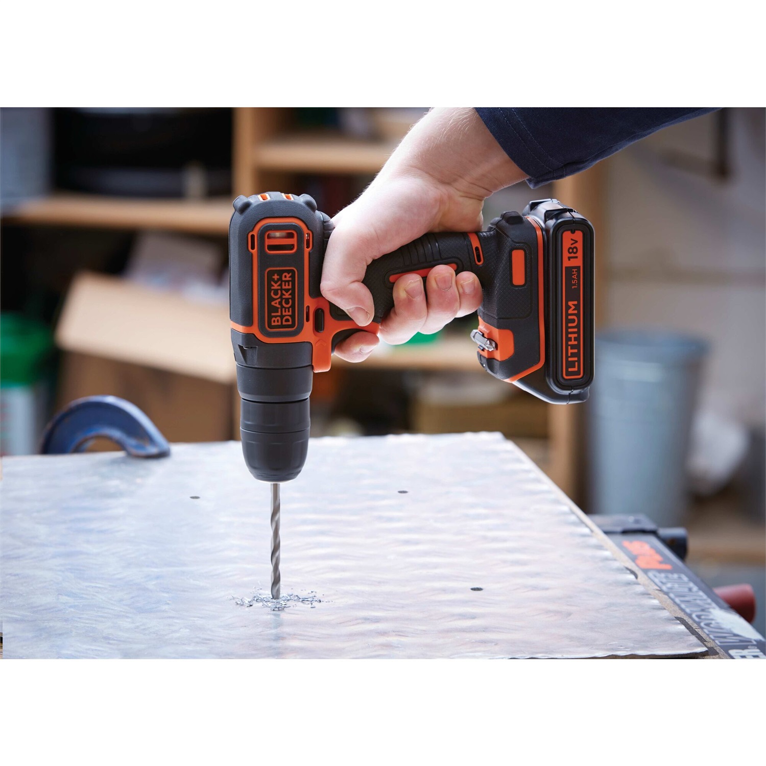 Black & Decker BDCHD18KB-QW Trapano Avvitatore a Percussione 18V con 2 Batterie e Valigetta - Nero e Arancione