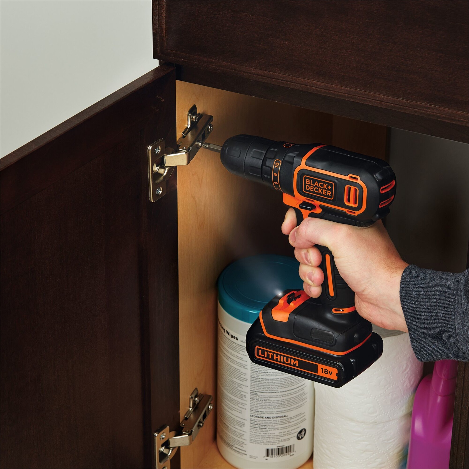 BLACK DECKER BDCDC18K-QW Trapano/Avvitatore 18V con Batteria 1.5Ah e Valigetta, Nero