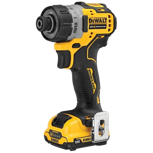 DeWALT DCF601D2-QW Cacciavite Elettrico e Avvitatore a Impulso Brushless 12V con 2 Batterie Li-Ion 2Ah, 15 Impostazioni di Coppia, 0-1100 Giri/min, Attacco 1/4, Compatto e Leggero
