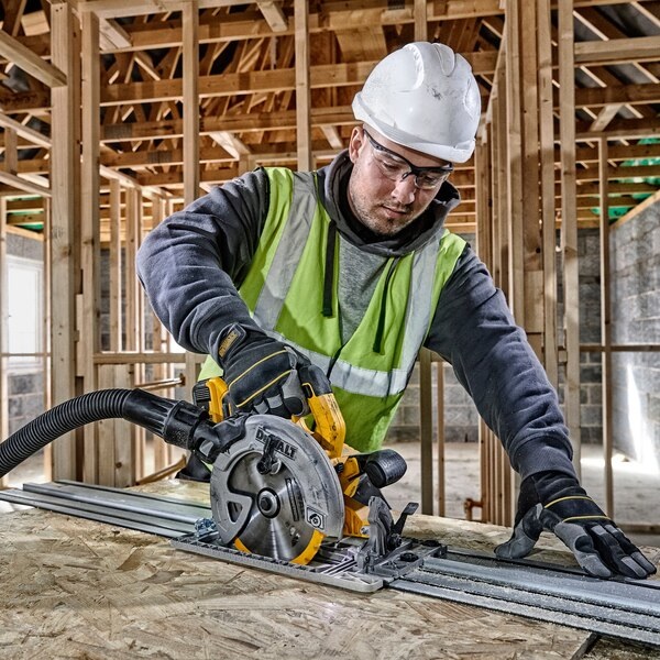 DeWALT DCS572N XR Sega Circolare Senza Spazzole 184 mm 18 V con Motore Brushless e Regolazione Angolo di Smusso