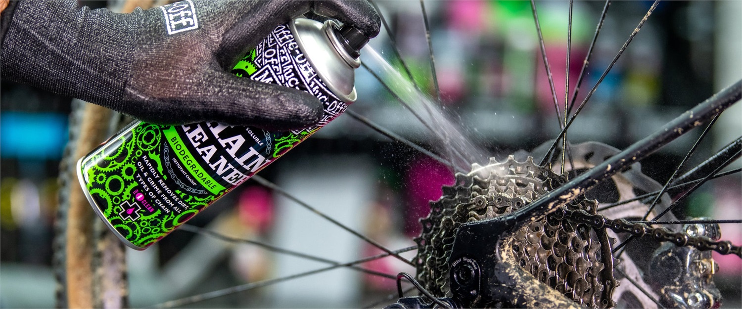 Muc-Off Bio Chain Cleaner 400ml - Detergente Biodegradabile per Catena, Rimuove Sporco Pesante e Grasso