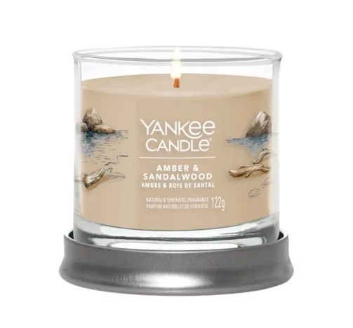 Yankee Candle Amber & Sandalwood Candela Profumata Tumbler 122 g - Note di Pepe, Fava Tonka e Cardamomo