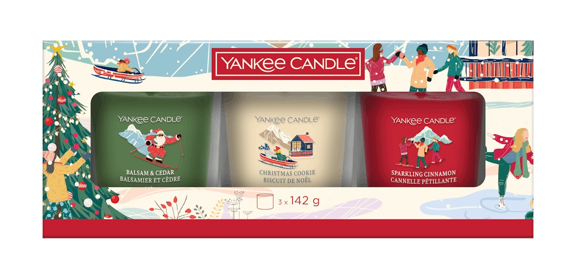 Yankee Candle Set Regalo di Candele Profumate Natalizie - 3 Candele Tumbler da 142g con Fragranze Balsam & Cedar, Christmas Cookie e Sparkling Cinnamon