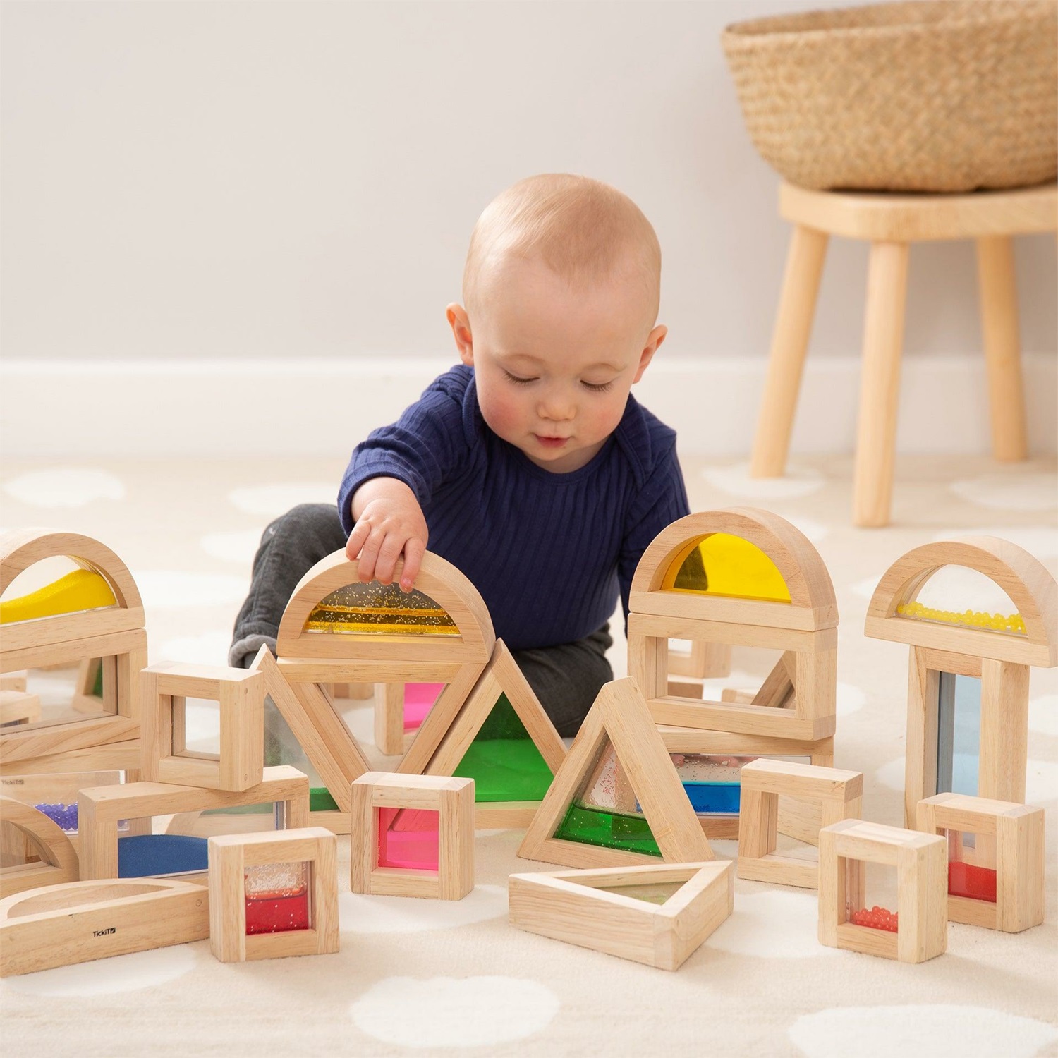 TickiT Blocchi da Costruzione in Legno con Specchio - Set di 8 Pezzi per Stimolare Creatività e Esplorazione nei Bambini