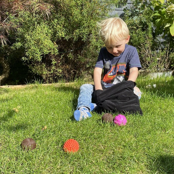 TickiT Palline delle Scoperte Sensoriali - Set di 18 Palline Tattile per lo Sviluppo dei Sensi nei Bambini