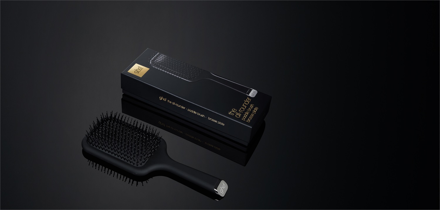 GHD The All-Rounder - Spazzola Piatta Professionale per Capelli Medi e Lunghi, Districa e Liscia senza Carica Statica, Packaging 100% Riciclabile