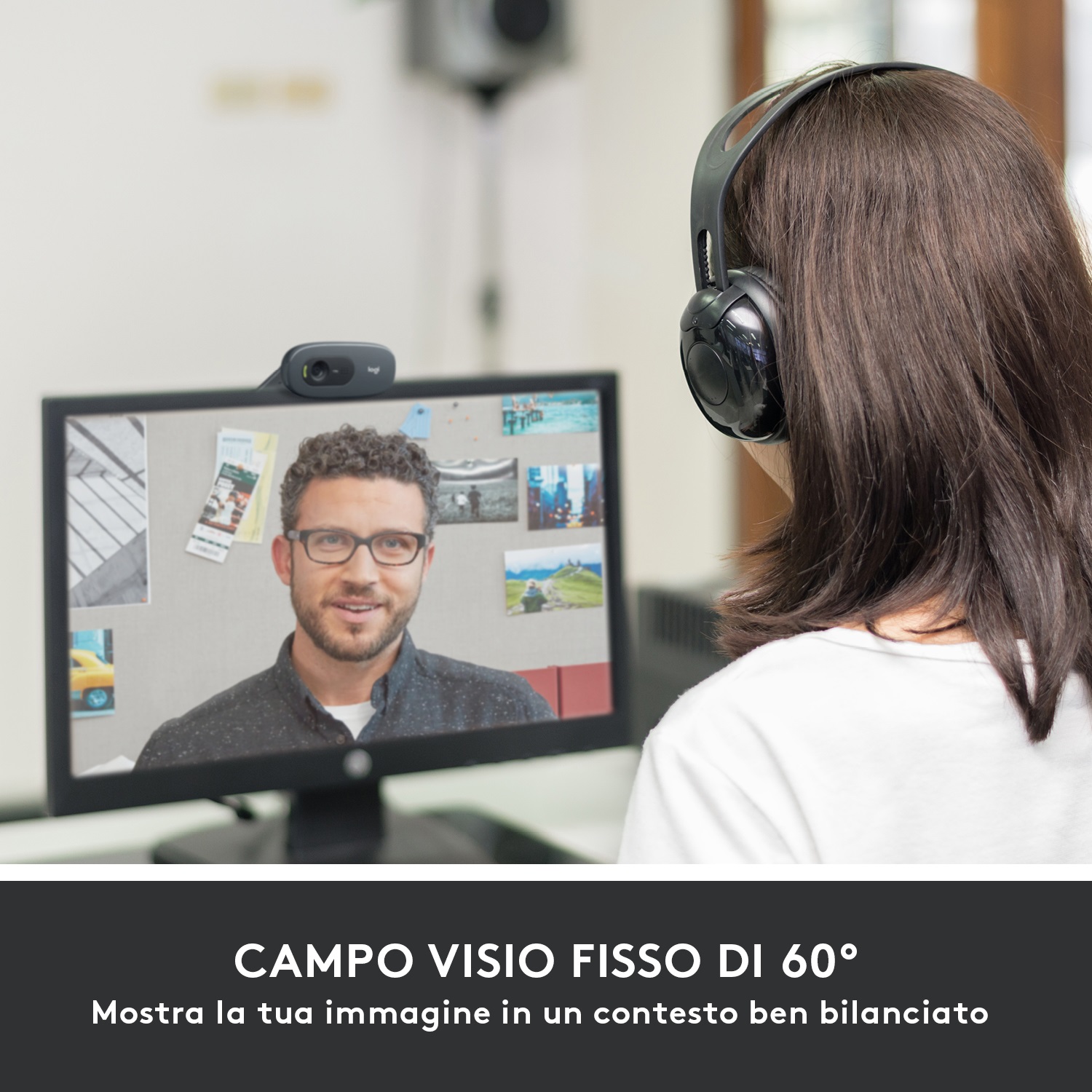 Logitech C505 Webcam HD - Videocamera USB Esterna 720p con Microfono Omnidirezionale, Campo Visivo di 60°, Compatibile con PC e Mac