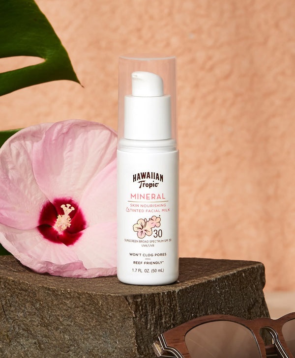 Hawaiian Tropic Mineral Sun Milk Lotion SPF30 - Lozione solare 100 ml con 100% filtri minerali, Protezione UVA/UVB, Adatta alle pelli sensibili, Leggera e resistente all'acqua