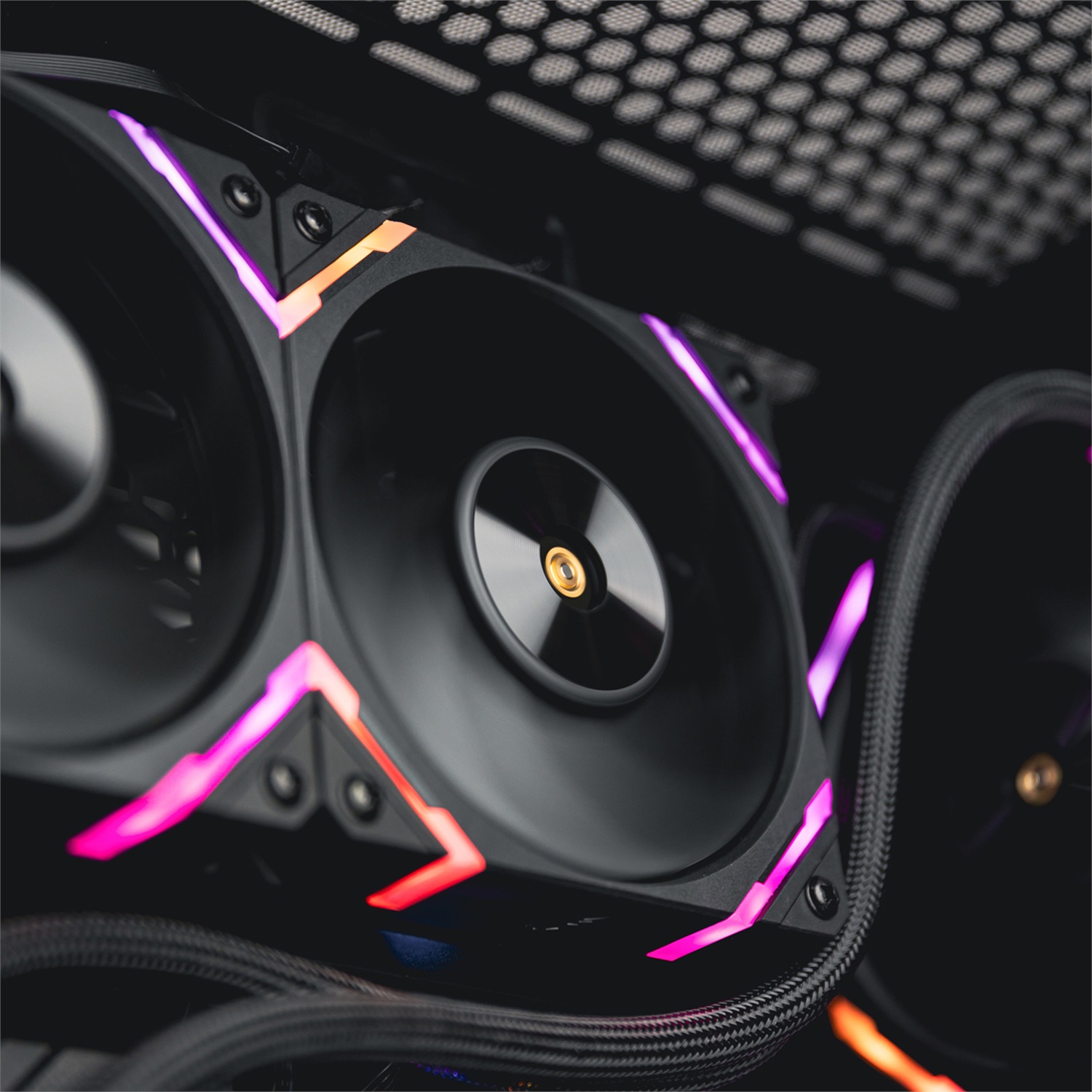 Valkyrie VK-AIOSY240B Raffreddatore di Liquidi AIO 240mm Nero con Ventole ARGB