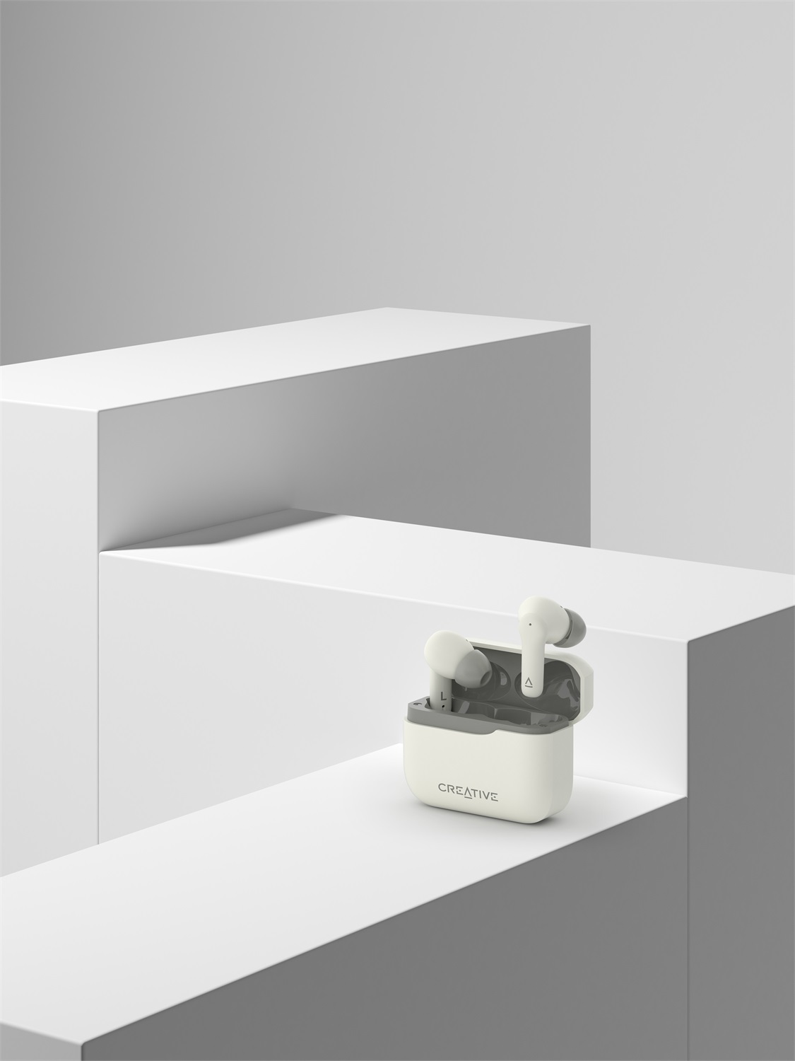 Creative Zen Air Plus - Auricolari in-ear leggeri Bluetooth LE con cancellazione attiva del rumore, modalità ambiente e fino a 32 ore di autonomia