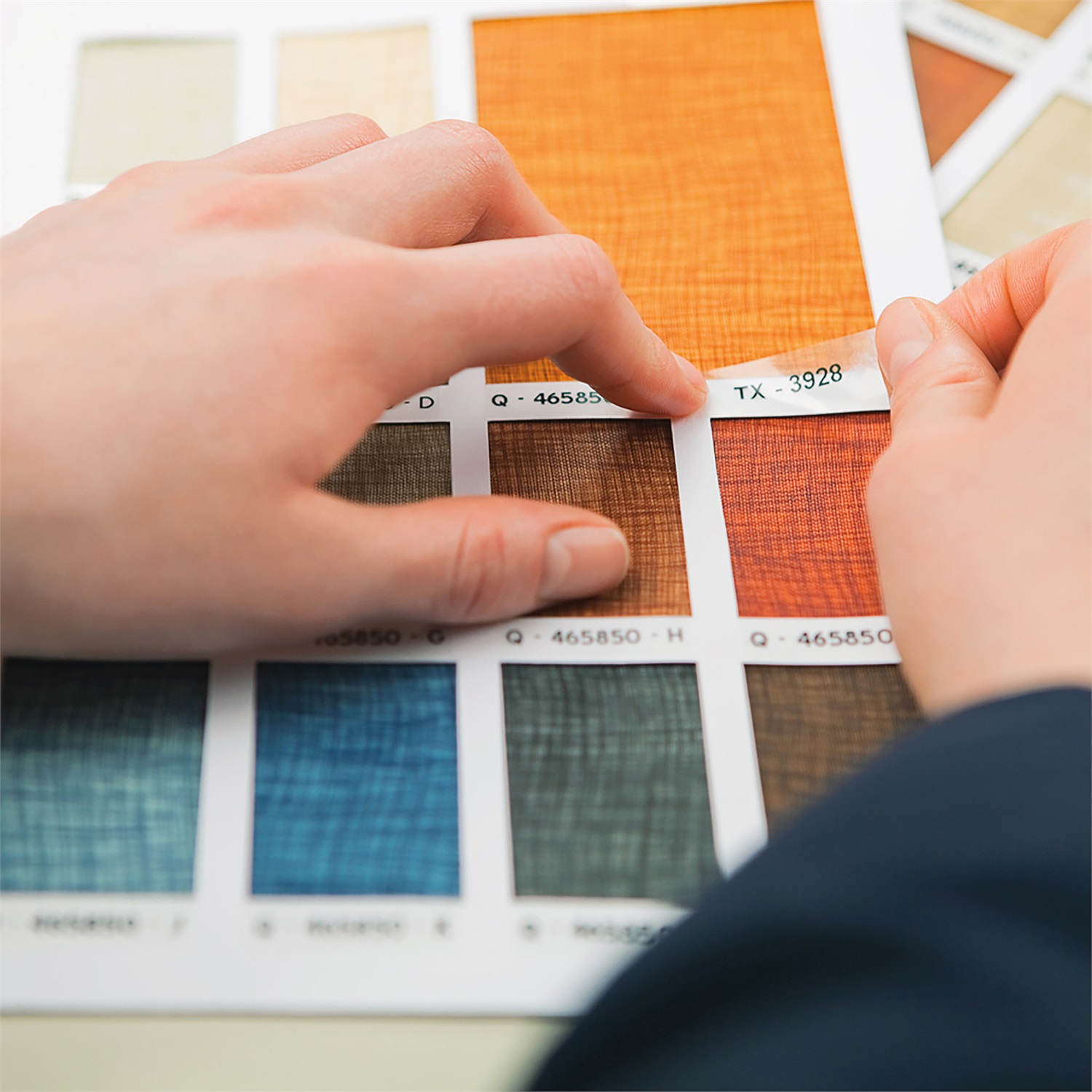 DYMO D1 Nastro Adesivo - Nero su Trasparente - 9mm x 7m - Facile da Usare e Realizzato in Materiale Durevole