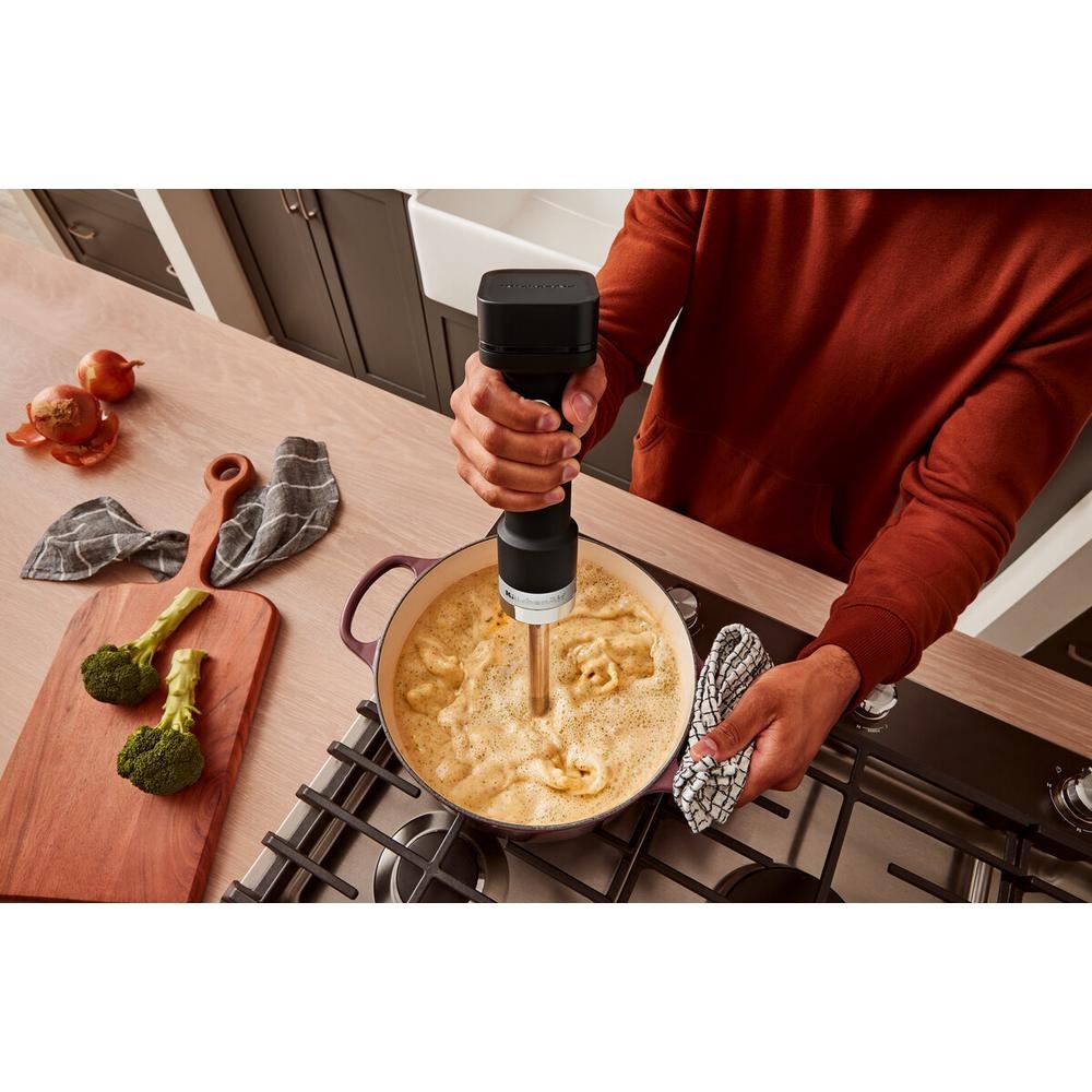 KitchenAid Frullatore ad Immersione Cordless GO - Senza Fili, Capacità 0,7 L, Asta Rimovibile, Lama in Acciaio Inox