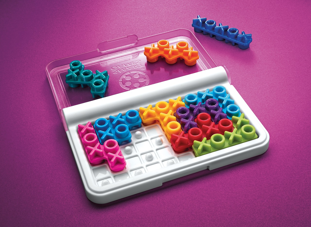 SmartGames IQ XoXo - Puzzle Game con 120 Sfide, 6 Anni - Display 12 pz