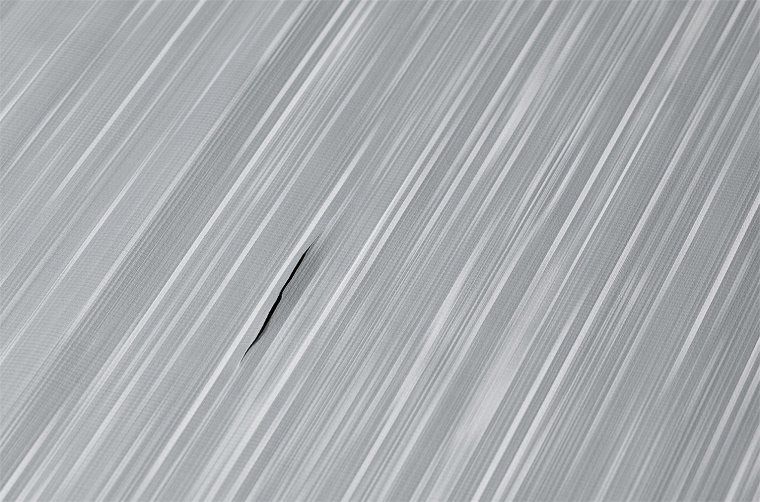 Thule RV Repair Kit per Teli Verande 306486 - Modello 89786, Peso 0,009 kg, Dimensioni 20.4x12x0.3 cm