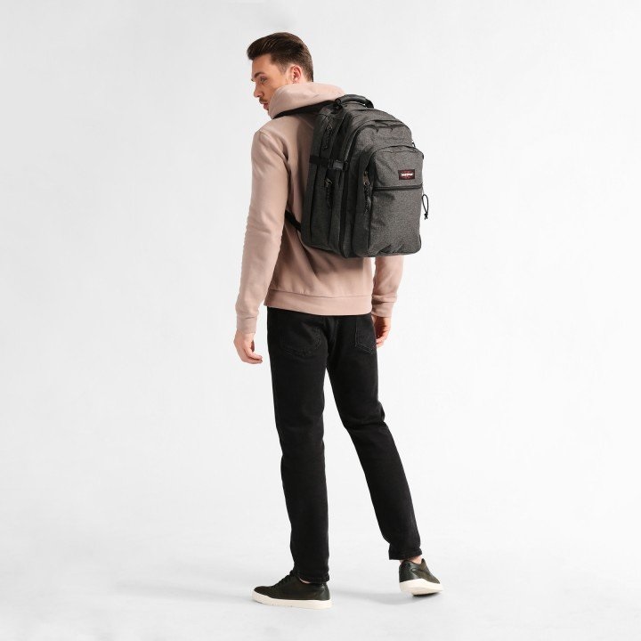 EASTPAK Tutor Zaino Black Denim - 39 L, Nylon, Due Scomparti, Custodia Imbottita per Laptop da 15 Pollici