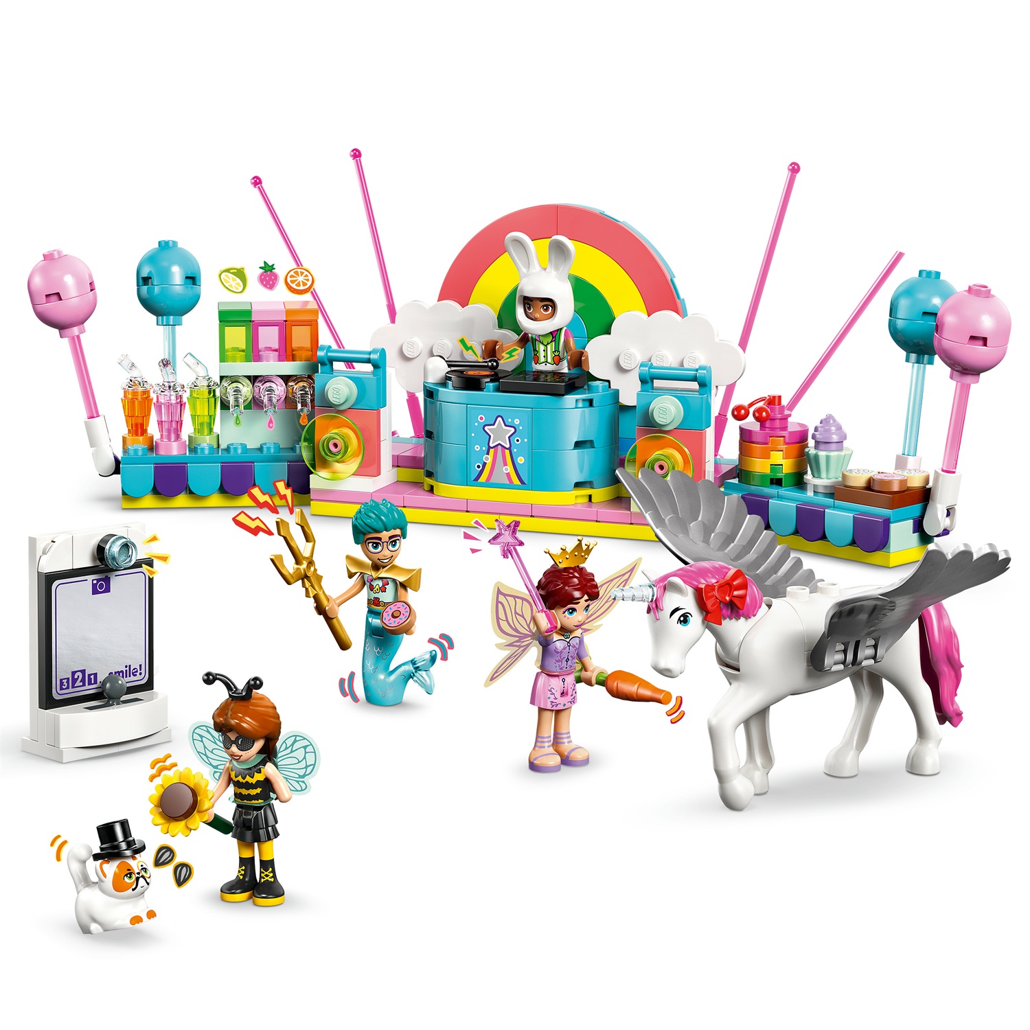 LEGO Friends Party in Costume con Unicorno e Fatina - Set di Costruzione per Bambini dai 6 Anni con 4 Mini Bamboline, Gatto, Cavallo, Palco, Consolle DJ e Cabina Fotografica - 42661