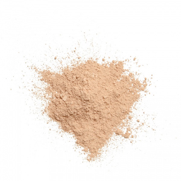 Gosh Mineral Powder 004 Natural - Cipria 8 g per una Finitura Impeccabile e Duratura