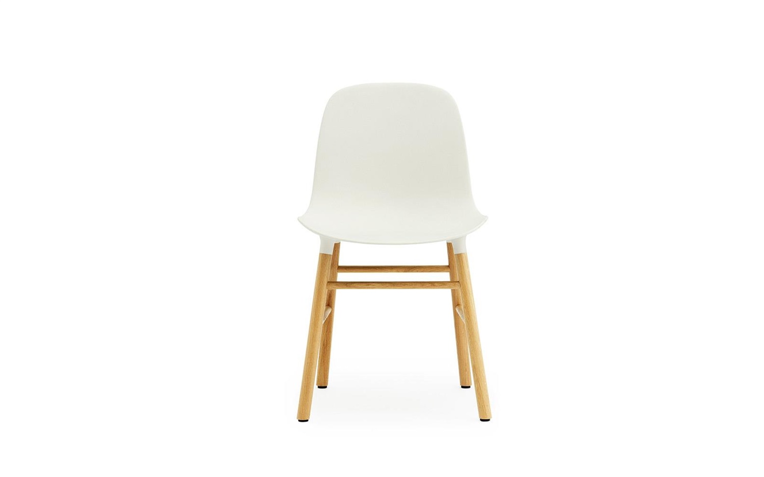 Normann Copenhagen Sedia Form - Bianco in Polipropilene con Basamento in Rovere - Design di Simon Legald