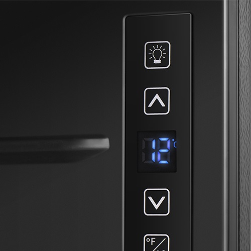 Hisense RW12D4NWG0 - Cantinetta Vino con Compressore, Libera Installazione, Capacità 30 Bottiglie, Classe G, Ripiani in Legno, Vetri Anti UV, Display Touch, Illuminazione Led