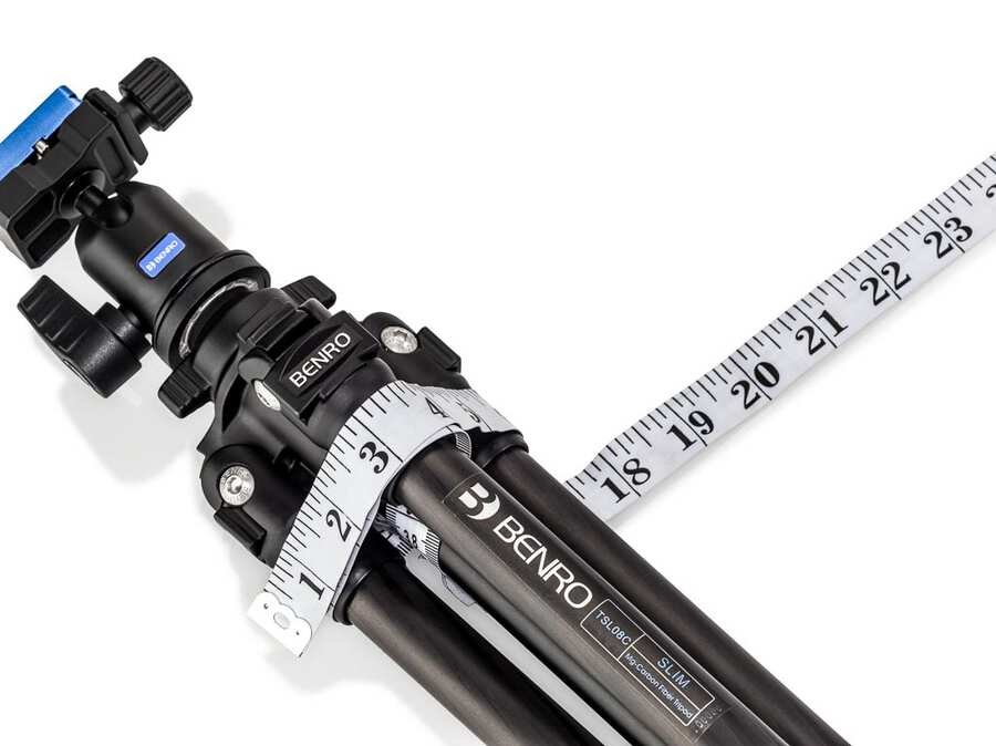 Benro FSL09CN00 Treppiede da Viaggio in Carbonio - Leggero, Compatto, Capacità 4 kg, Design Arca-Swiss