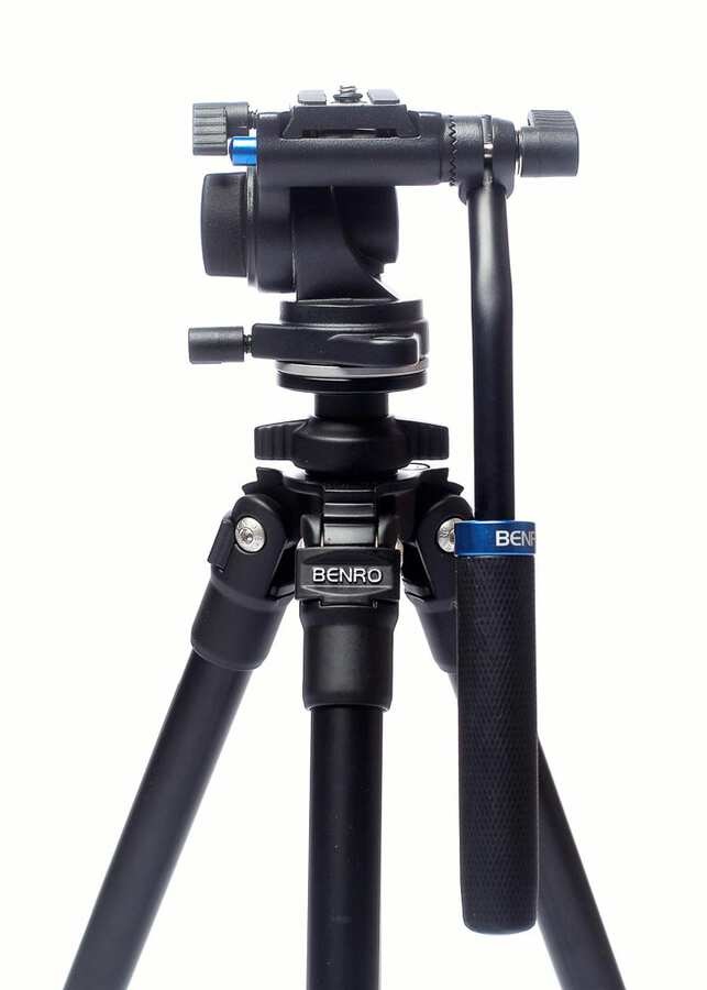 Benro Slim TSL08AS2CSH Treppiede Video con Testa S2C - Altezza Max 147cm, Carico Max 2,5kg, Peso 1,5kg, Borsa Inclusa