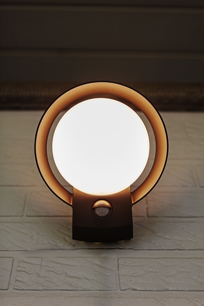 Lutec Polo - Lampada a Parete LED con Sensore di Movimento, Grigio Scuro, IP54