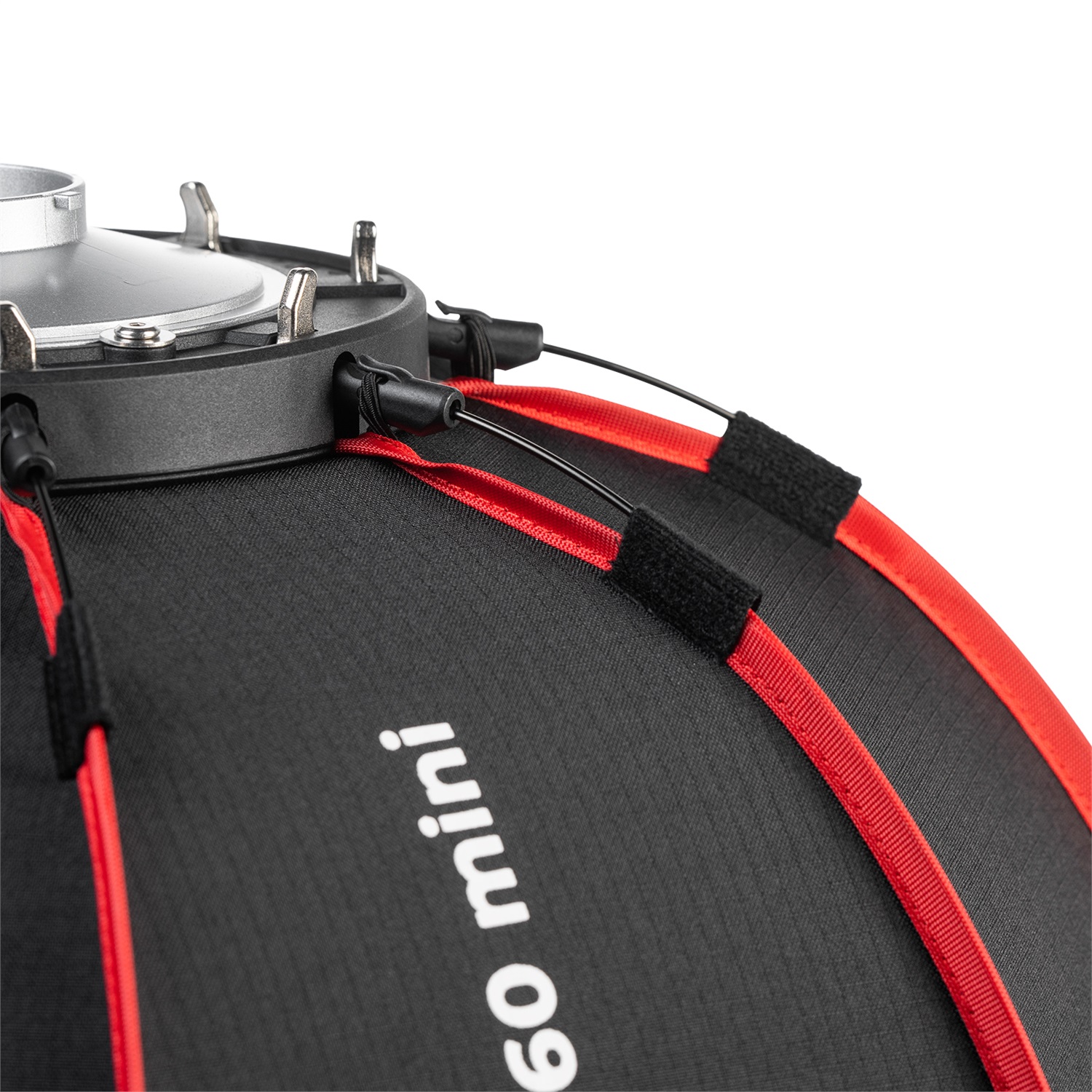 SmallRig RA-D60 Softbox Parabolico Mini da 60 cm con Griglia a Nido d'Ape, Compatibile con Luce COB RC 60B/100, Softbox a Sgancio Rapido con Borsa per il Trasporto - 4682