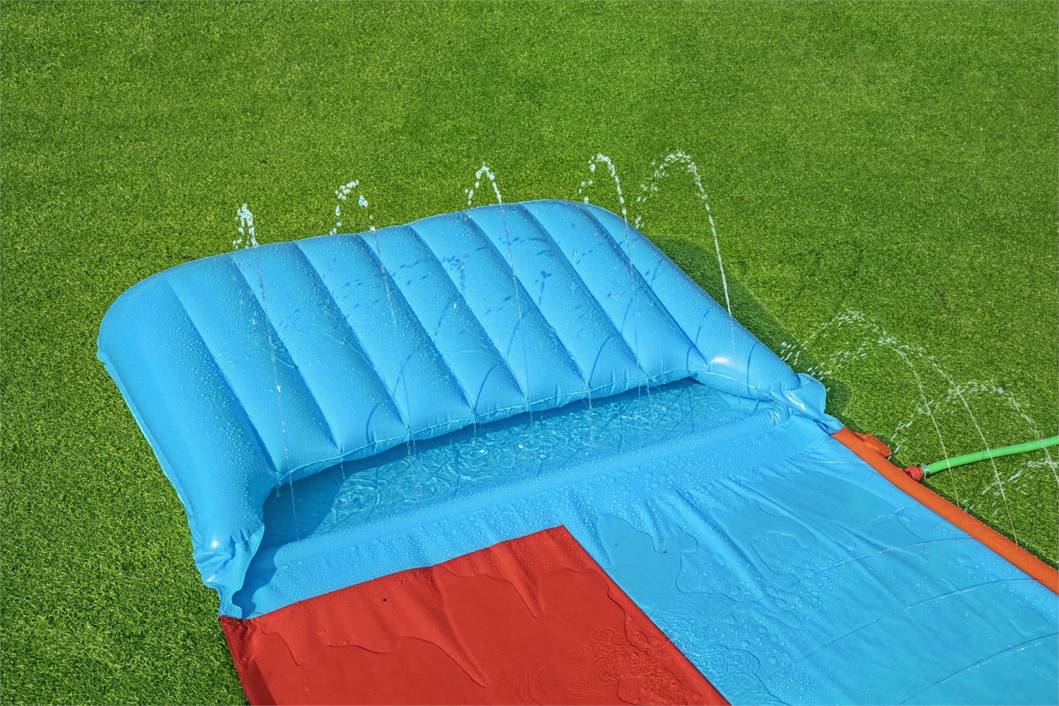 Bestway H2OGO! Scivolo Doppio Tsunami Splash Ramp 4,88m - Acquascivolo da Giardino Multicolore con Spruzzatori Integrati per Bambini dai 3 Anni