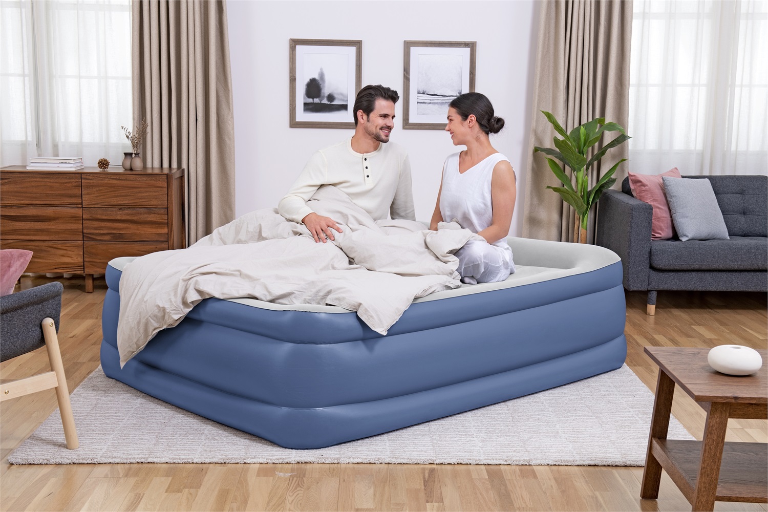 Bestway Materasso Gonfiabile Matrimoniale 203x152x56 cm con Pompa Integrata in Tritech, Capacità 300 kg, Trattamento Antimicrobico Ultra-Fresh, Blu e Bianco