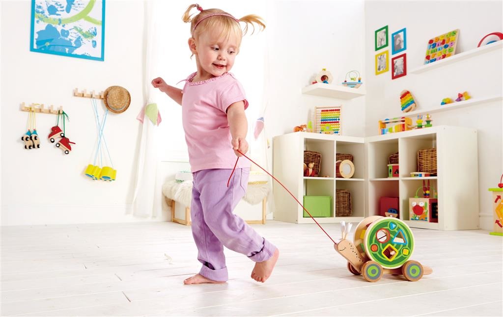 Hape Lumaca da Tirare in Legno con Guscio Rimovibile e Blocchetti di Forme