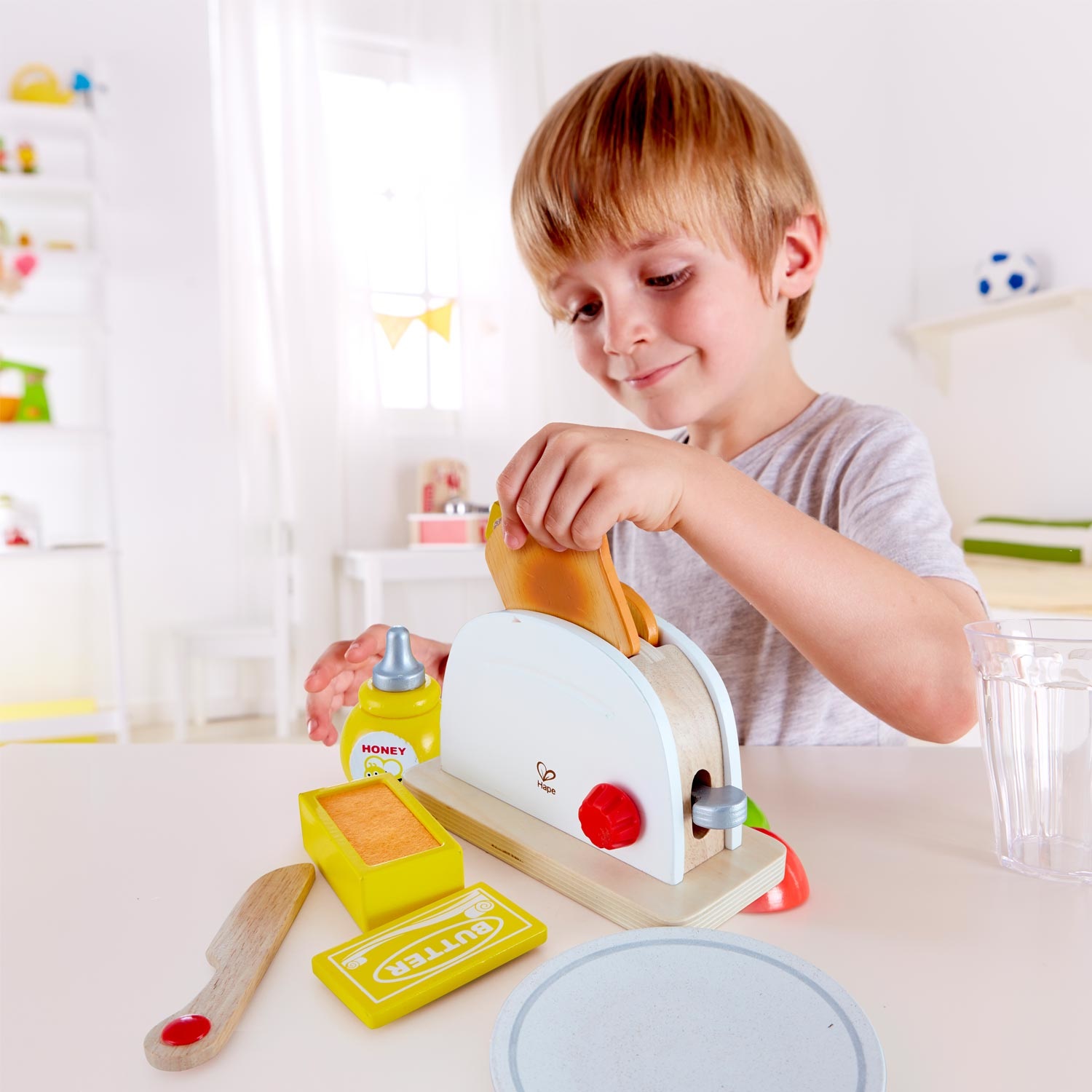 Hape Set Tostapane Pop-up in Legno con Accessori per la Colazione - Gioco per Bambini dai 3 Anni