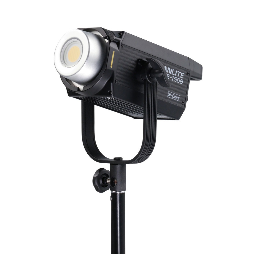Nanlite FS-150B Luce LED Bicolore 170W - 2700~6500K° con 12 Effetti per Streaming e Produzione Video