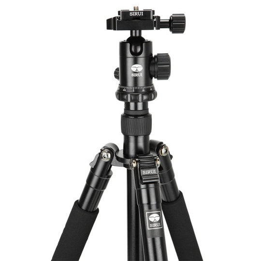 Sirui ET-1004 Treppiede in Alluminio con E-10 Testa a Sfera - Altezza 139 cm, Peso 1,3 kg, Max Carico 8 kg