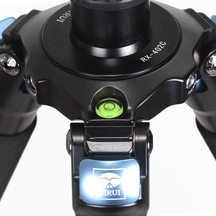 Sirui R-2214X Reporter X Treppiede Universale in Carbonio Nero - 3 Gambe, Capacità 18 kg, Altezza Regolabile 11,5-145 cm