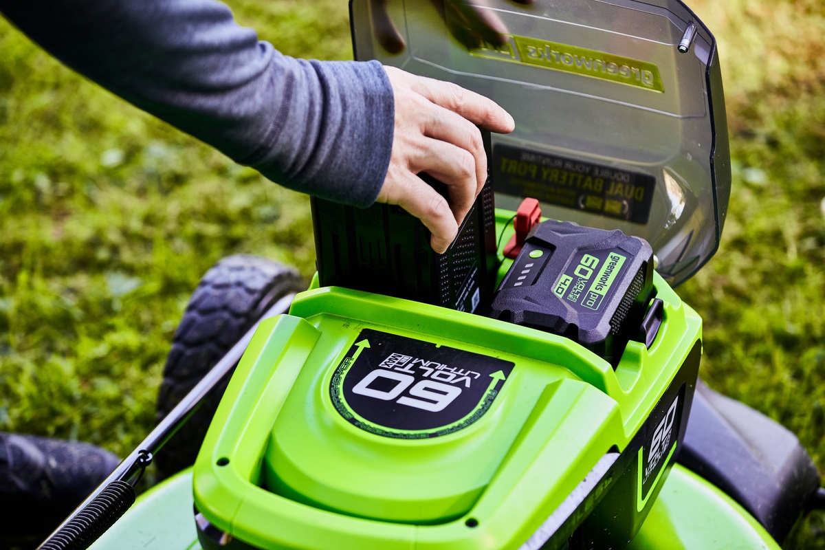 Greenworks G60B4 Batteria Agli Ioni di Litio 60V 4Ah con Indicatore LED