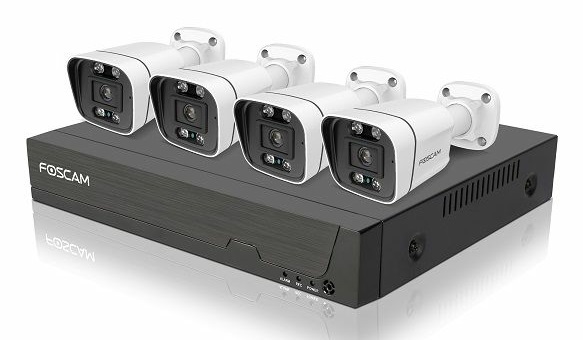 Foscam FN9108E-B4-2T Kit di Videosorveglianza Cablato 8 Canali con 4 Telecamere