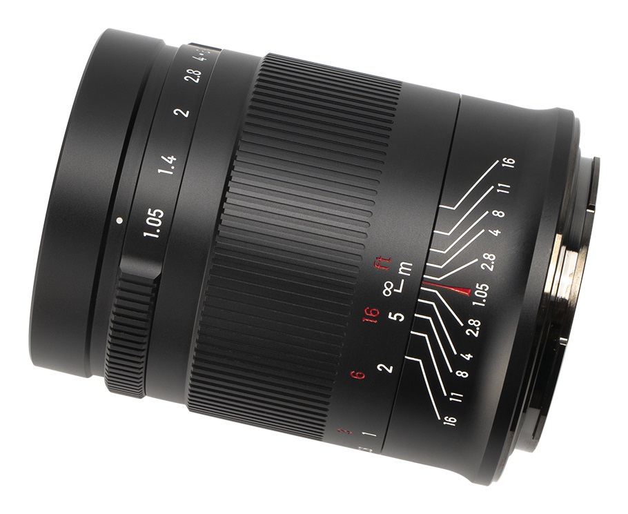 7Artisans 50mm F1.05 Obiettivo Primario Manuale per Sony E - Full Frame e APS-C, Peso 606g, Garanzia 5 Anni
